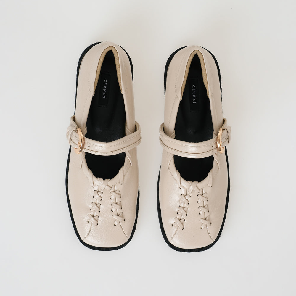 Lenorra Ivory Mules Sandal Wanita