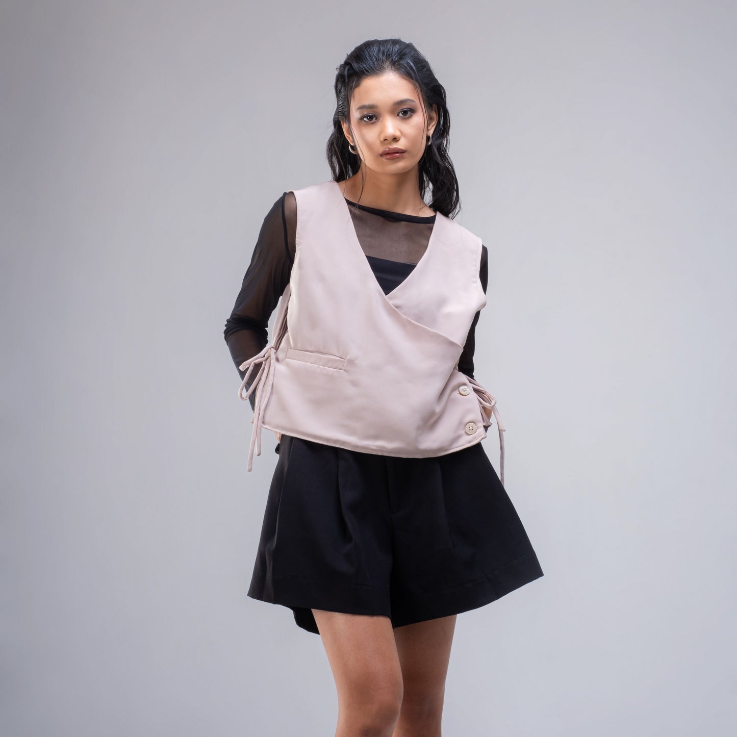 Laura Vest - Women Collection