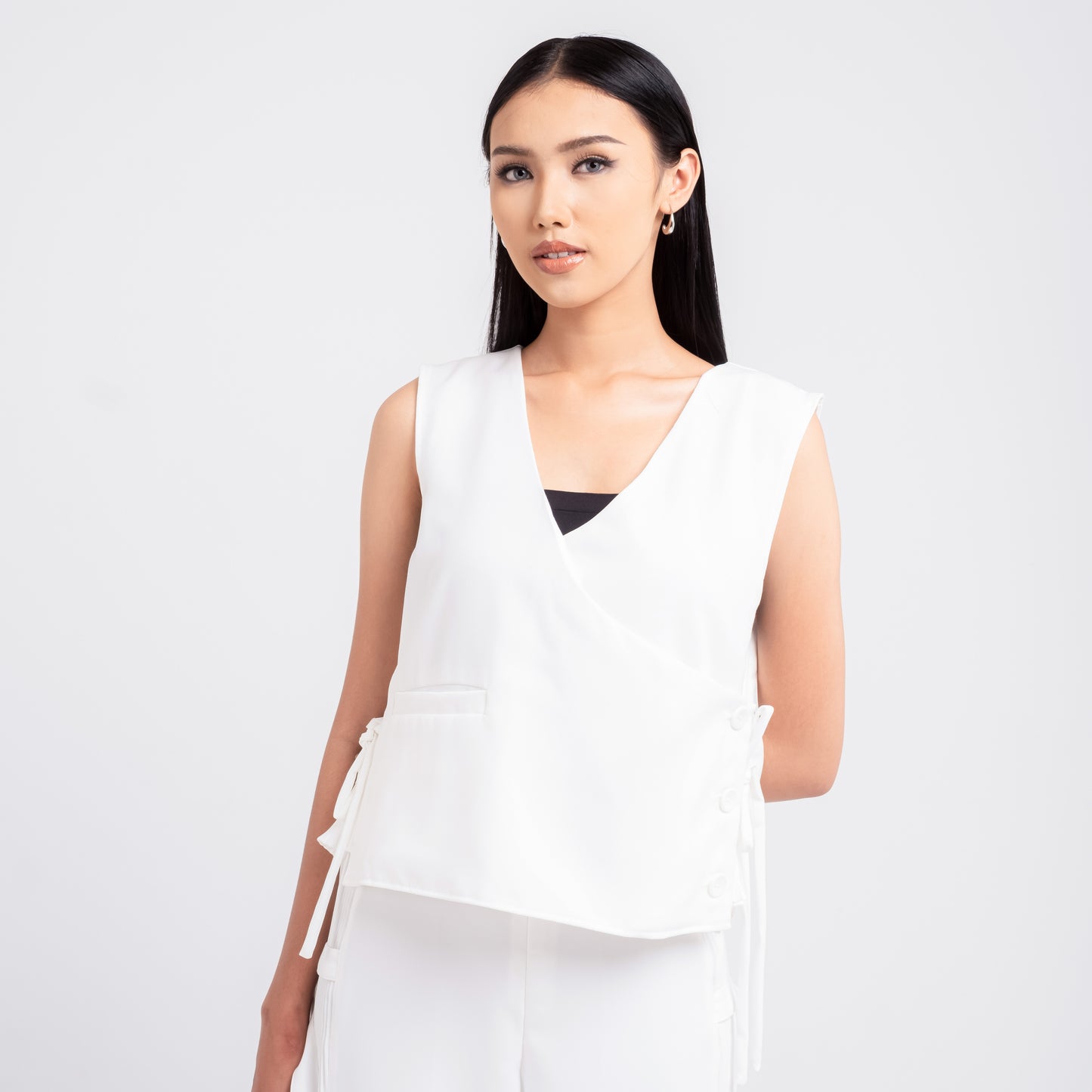 Laura Vest - Women Collection