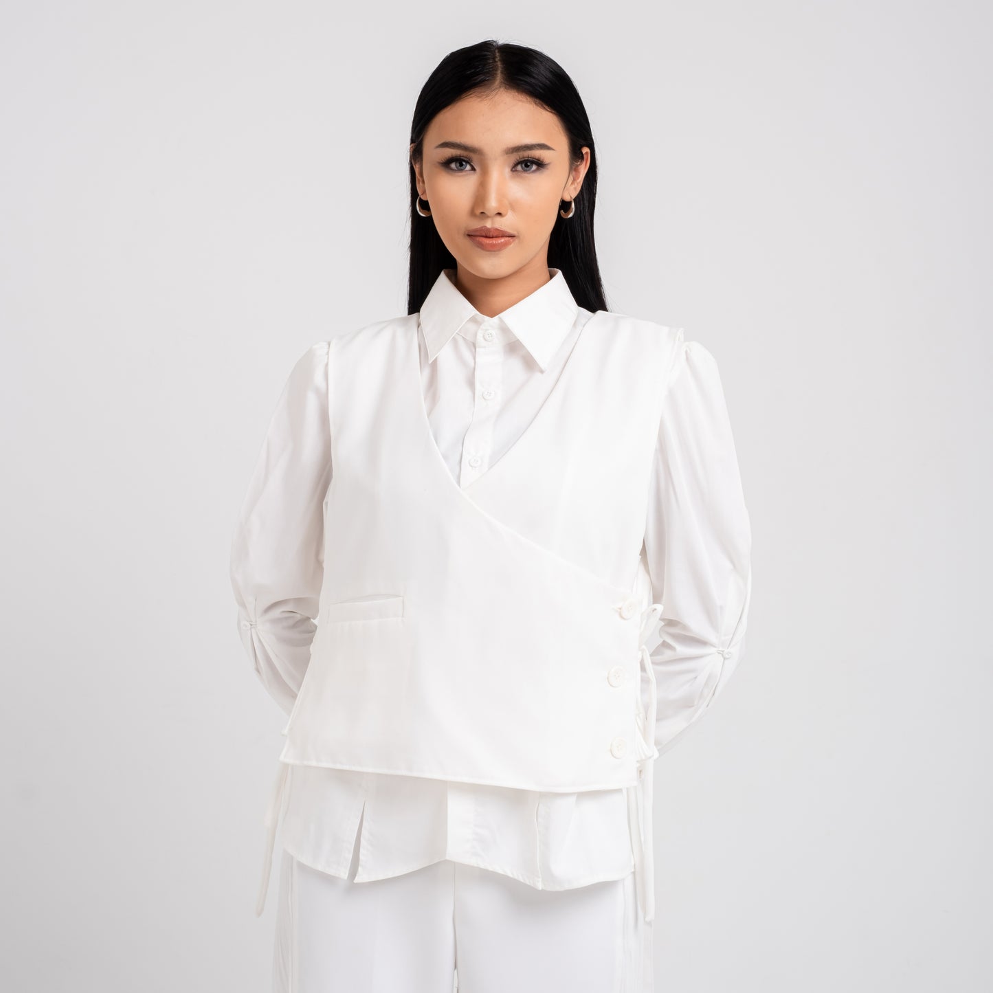 Laura Vest - Women Collection