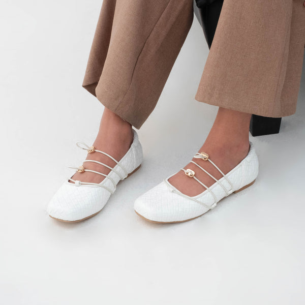 Viola White Flat Shoes - REVERIE Collection