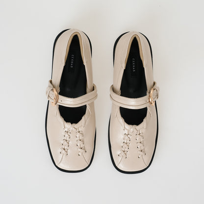 Lenorra Ivory Mules Sandal Wanita