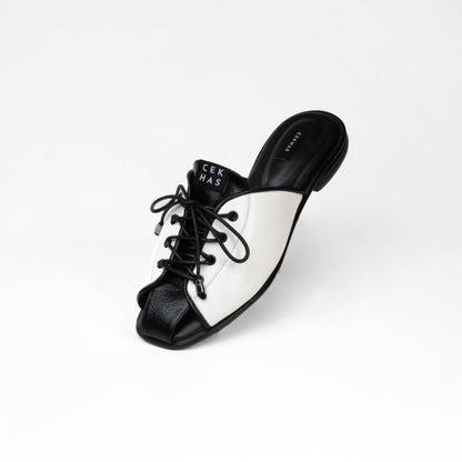 Maddie White Mules - Sommar Bliss Collection