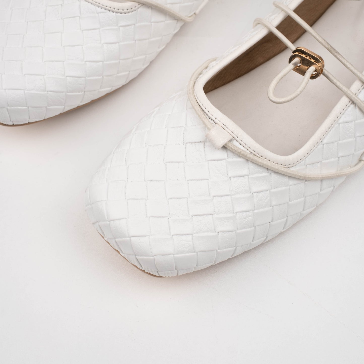 Viola White Flat Shoes - REVERIE Collection