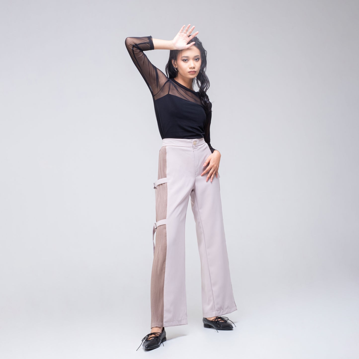 Sheila Pants - Women Collection