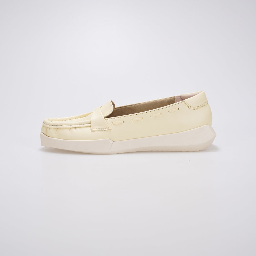 Essential - Luma Butter Yellow Loafers S/S 2026 KL Collection