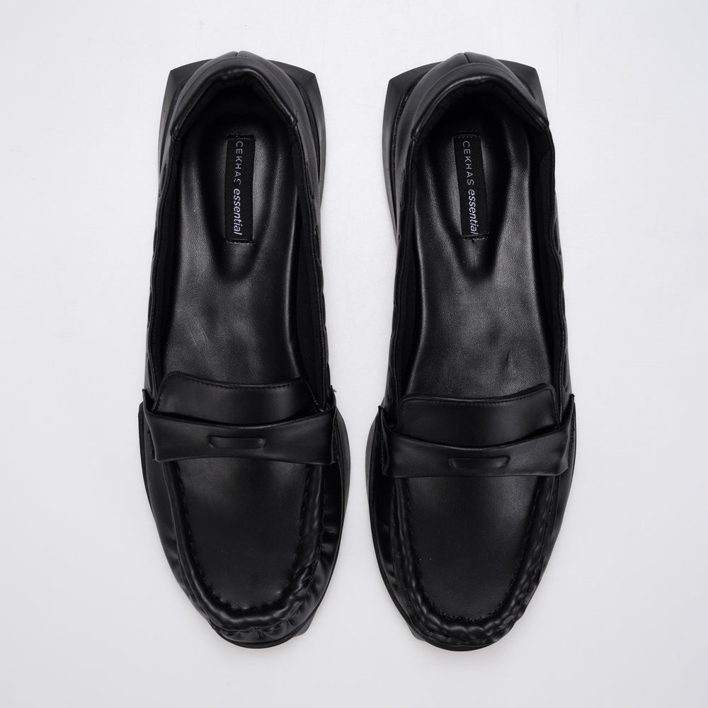 Essential - Luma Black Loafers S/S 2026 KL Collection
