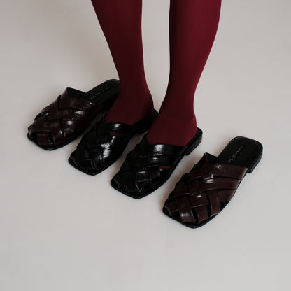 CEKHAS X VIRA TANDIA - Vrow Wood Sandal