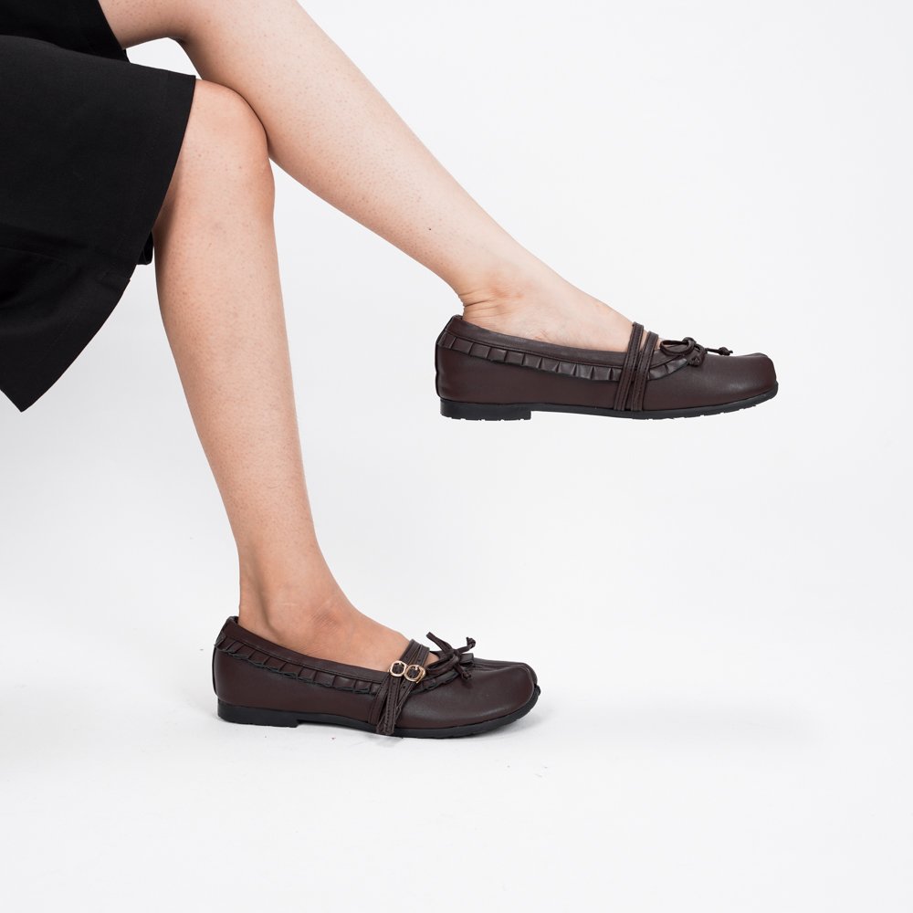 CEKHAS - Enola Brown Tabi Flat Shoes PLAID & POISE Collection