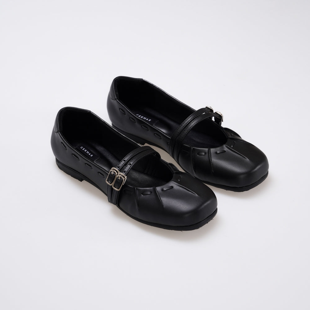 essential - Gwena Black Flat Shoes S/S 2026 KL Collection