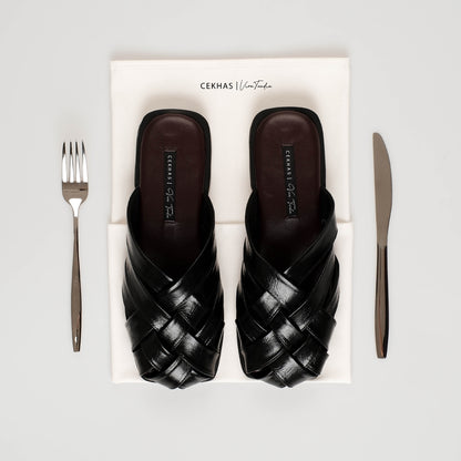 CEKHAS X VIRA TANDIA - Vrow Black Sandal