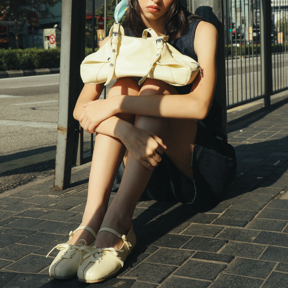 Essential - Lona Butter Yellow Flat Shoes S/S 2026 KL Collection