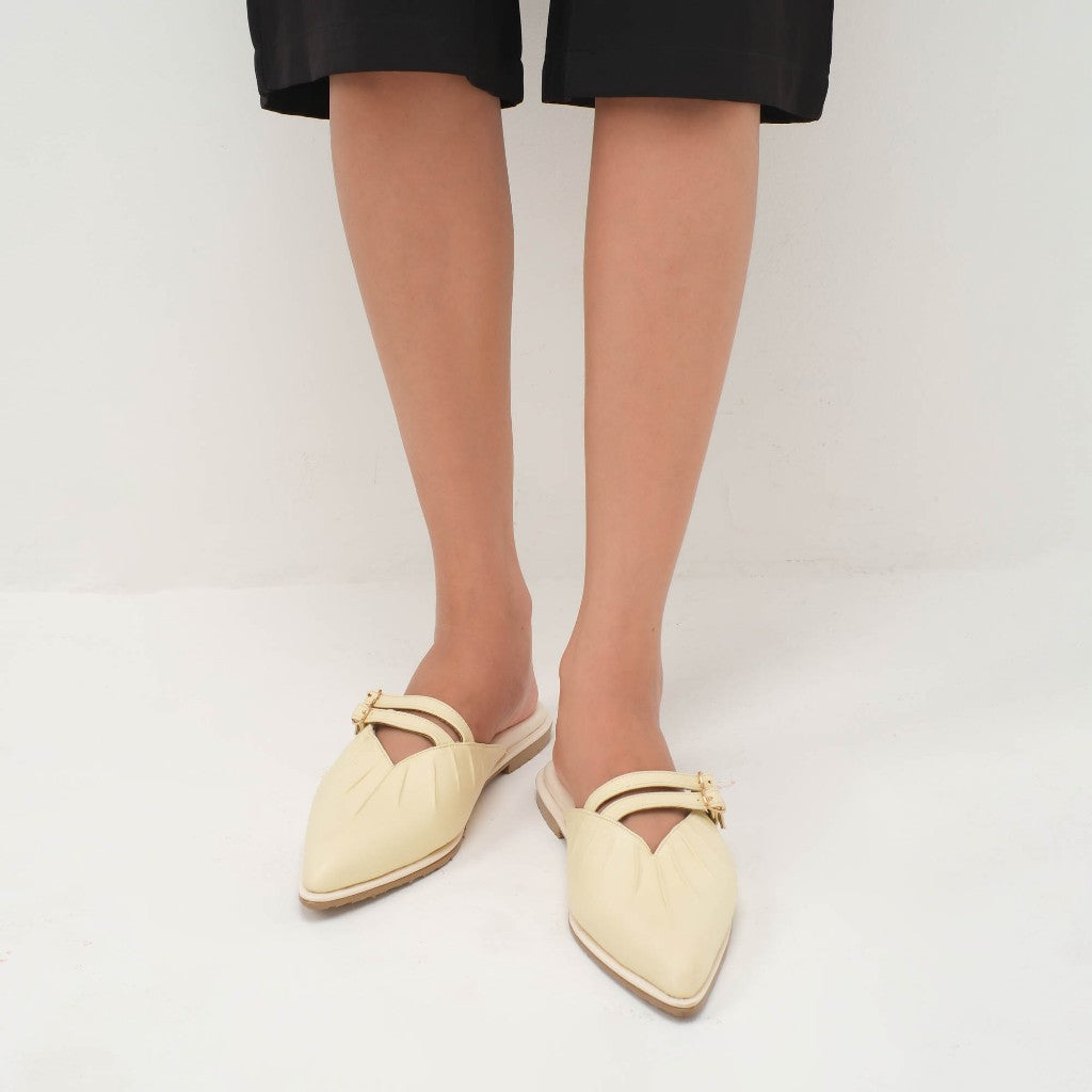 Essential - Serena Mules Butter Yellow S/S 2026 KL Collection