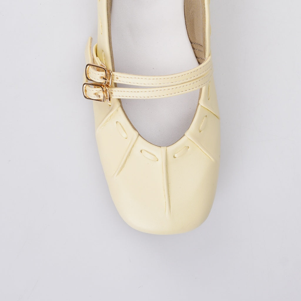 Essential - Gwena Butter Yellow Flat Shoes S/S 2026 KL Collection