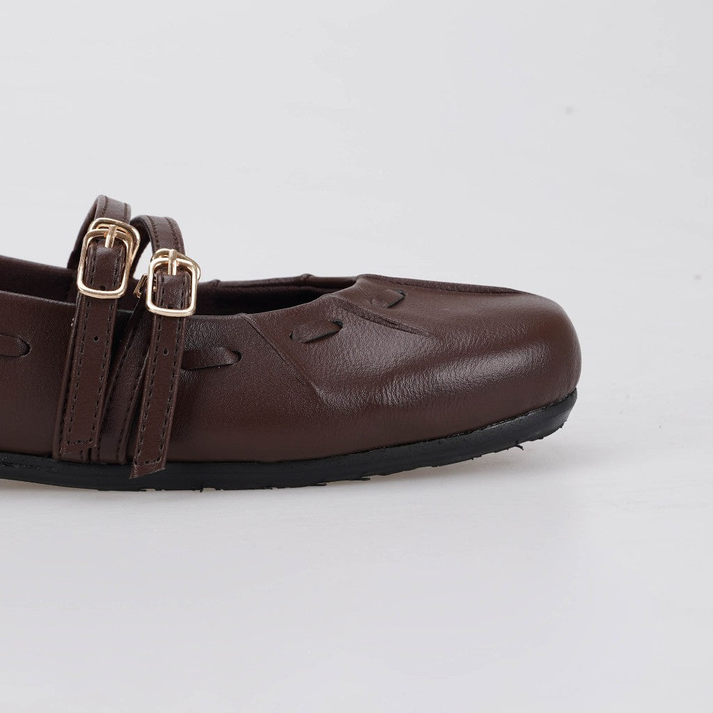 Essential - Gwena Brown Flat Shoes S/S 2026 KL Collection